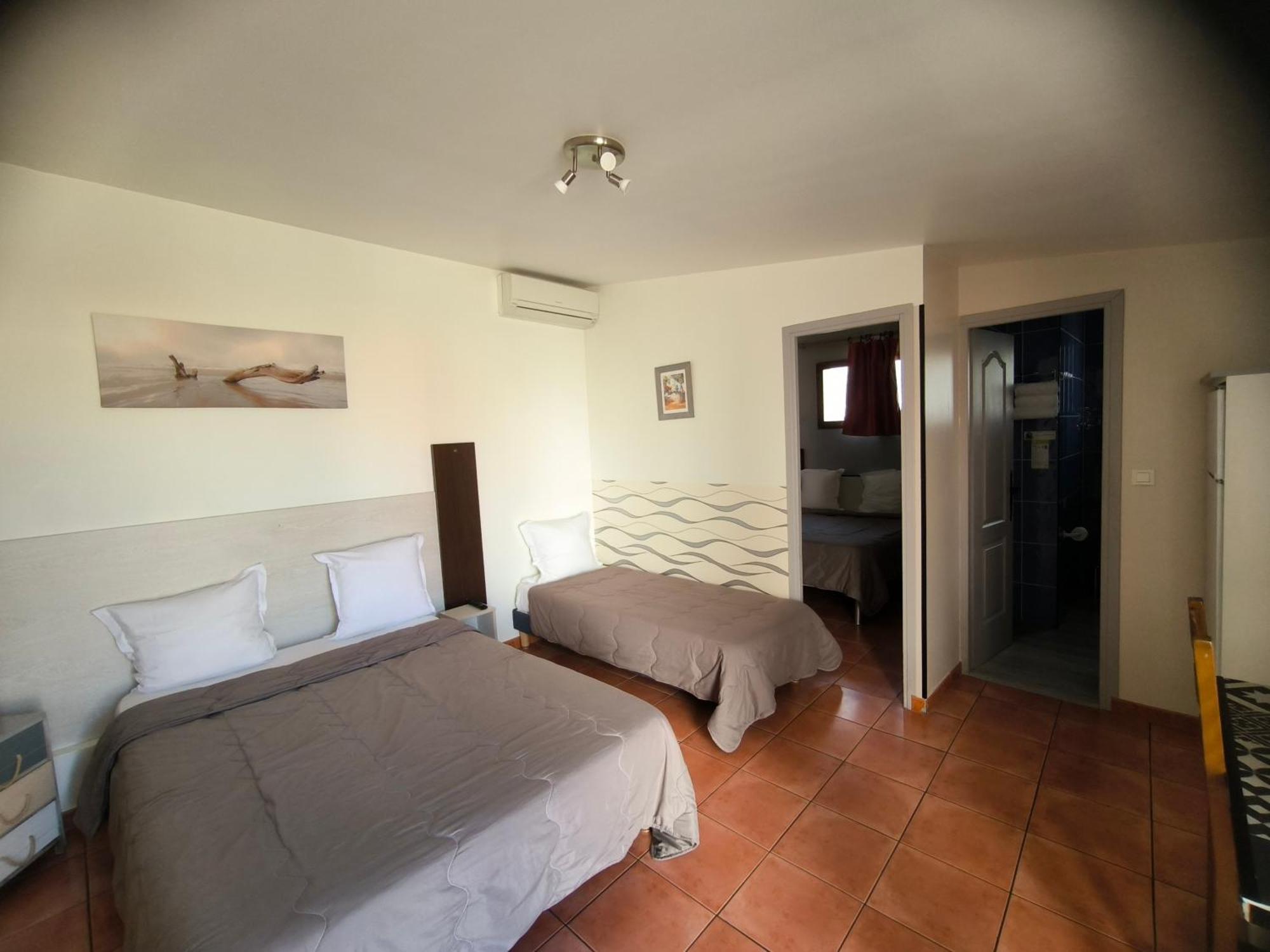 Hotel L'Hacienda Martigues Eksteriør billede