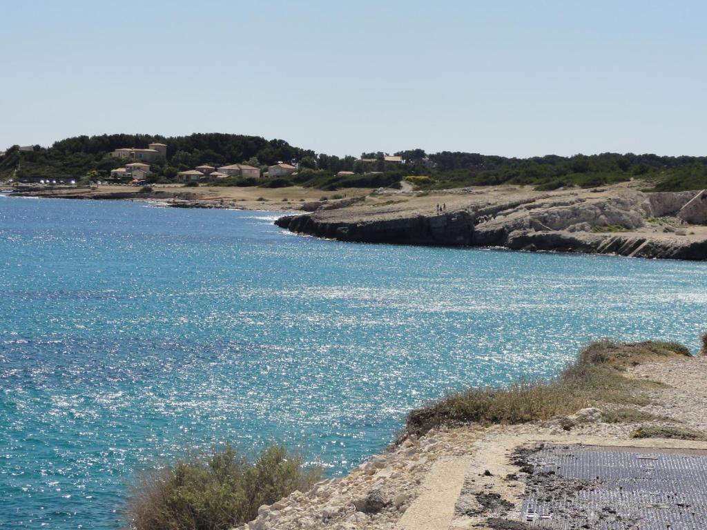 Hotel L'Hacienda Martigues Eksteriør billede