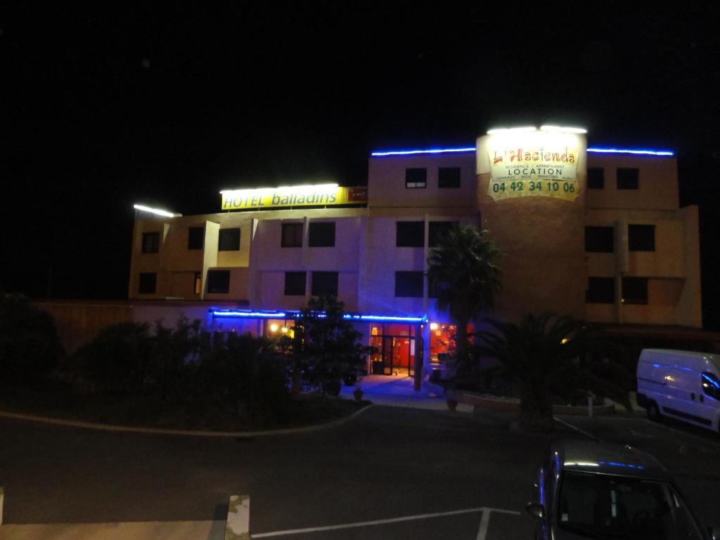 Hotel L'Hacienda Martigues Eksteriør billede