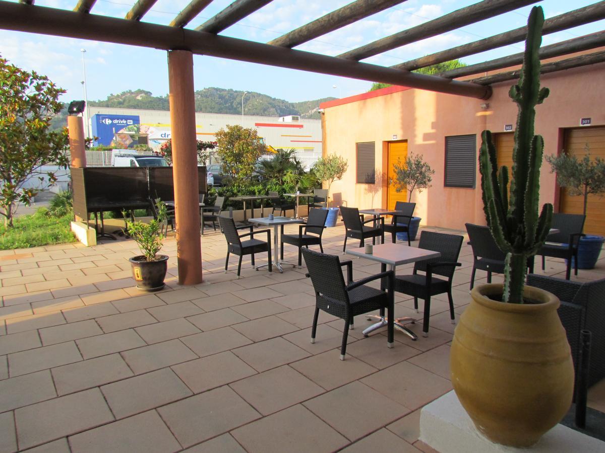 Hotel L'Hacienda Martigues Eksteriør billede