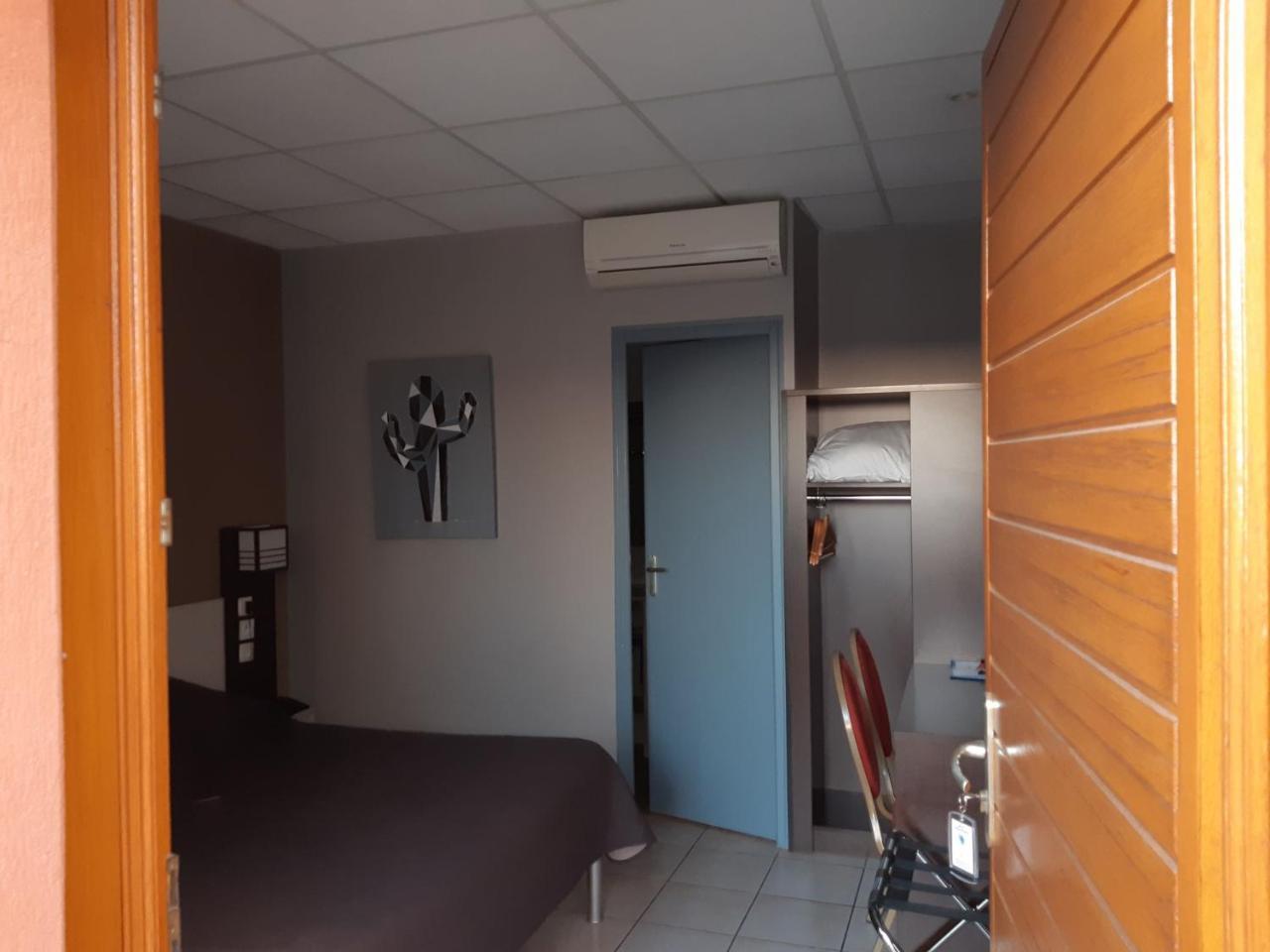 Hotel L'Hacienda Martigues Eksteriør billede